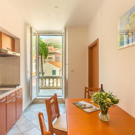Apartment& Room Lukre / Apartment Lukre With Terrace Ντουμπρόβνικ Εξωτερικό φωτογραφία