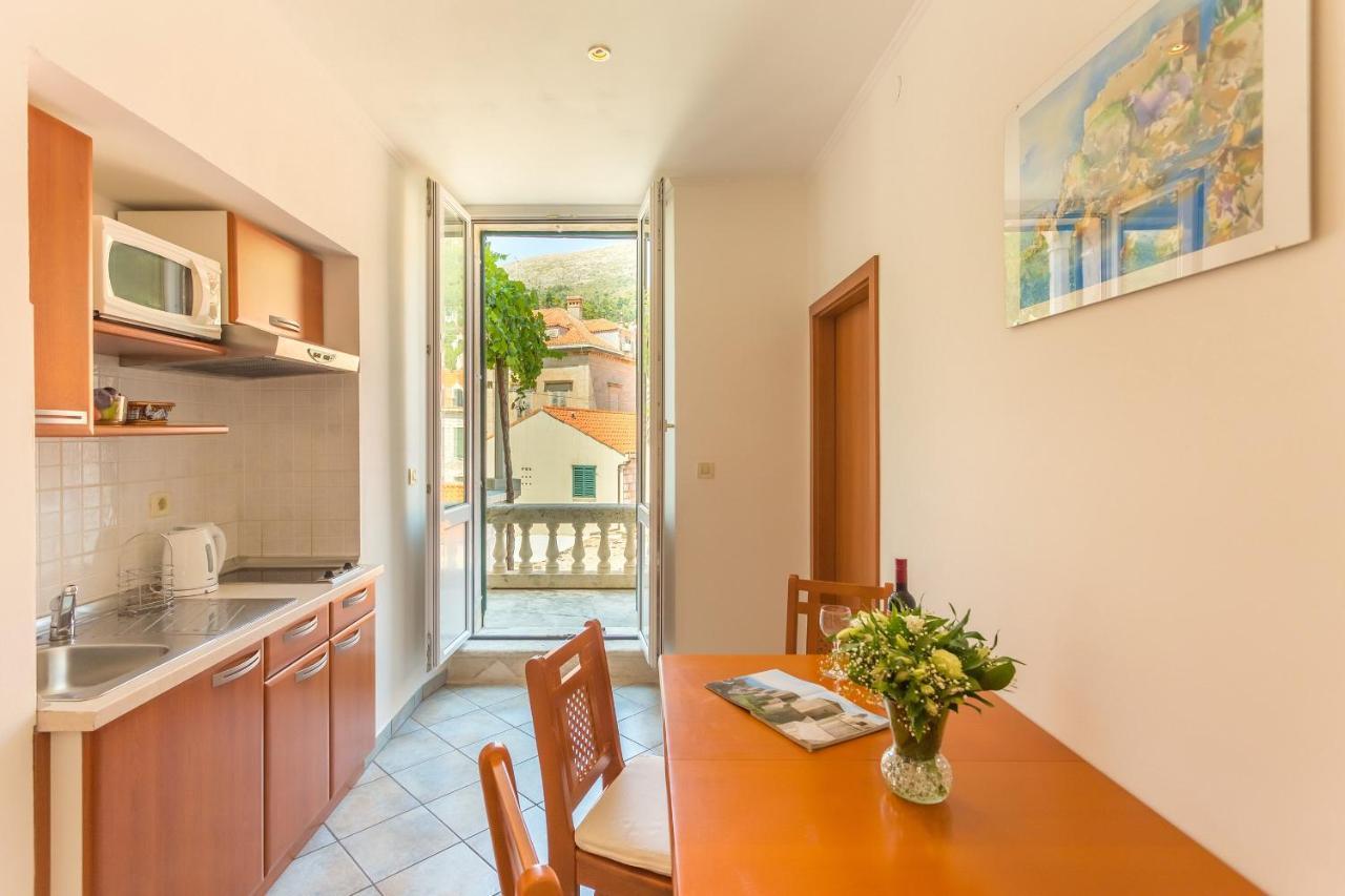 Apartment& Room Lukre / Apartment Lukre With Terrace Ντουμπρόβνικ Εξωτερικό φωτογραφία