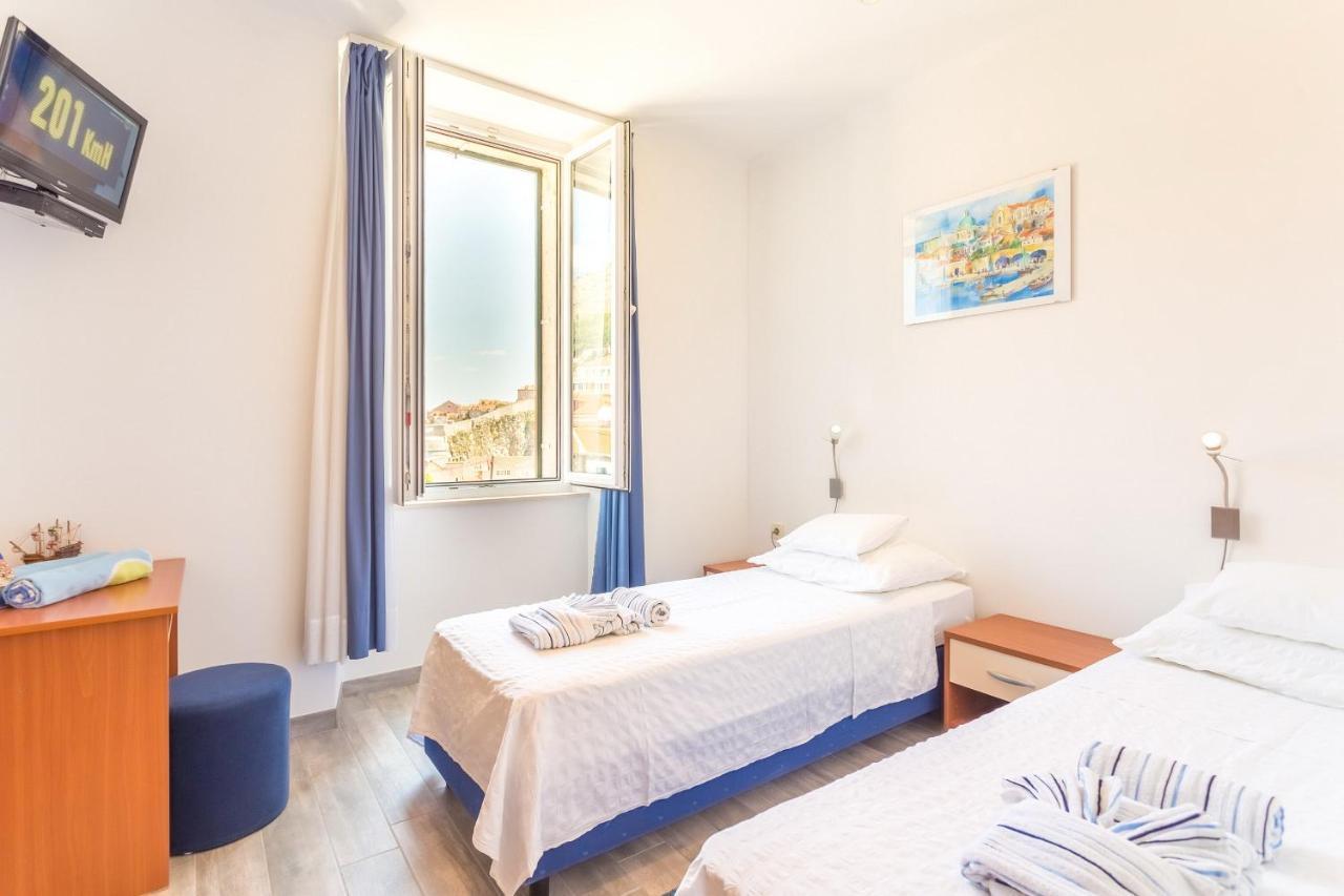 Apartment& Room Lukre / Apartment Lukre With Terrace Ντουμπρόβνικ Εξωτερικό φωτογραφία