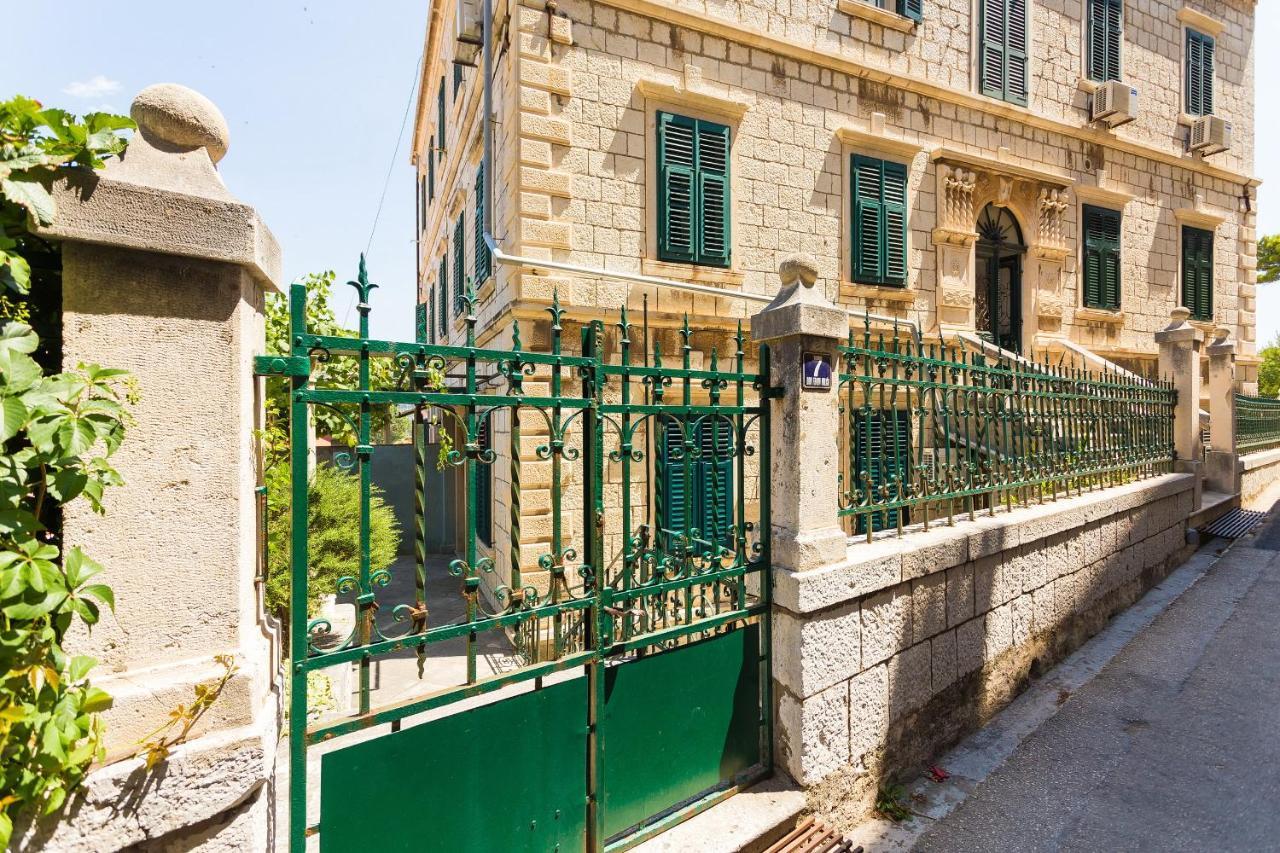 Apartment& Room Lukre / Apartment Lukre With Terrace Ντουμπρόβνικ Εξωτερικό φωτογραφία